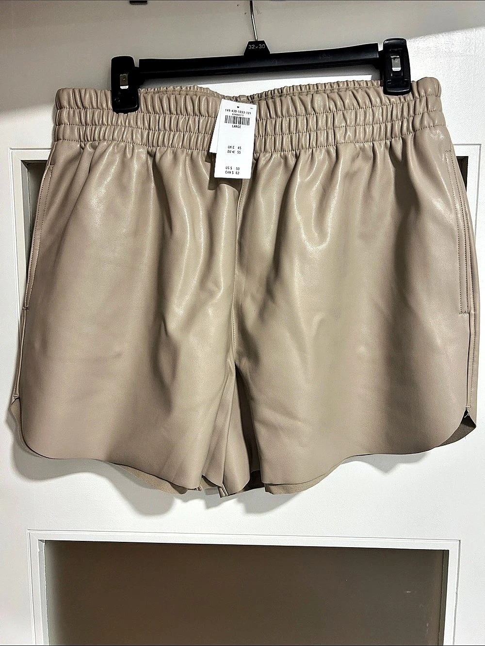 Abercrombie & Fitch Vegan Faux Leather Pull-On Shorts Brown Large
